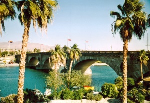 uitzicht op de London Bridge | Lake Havasu City